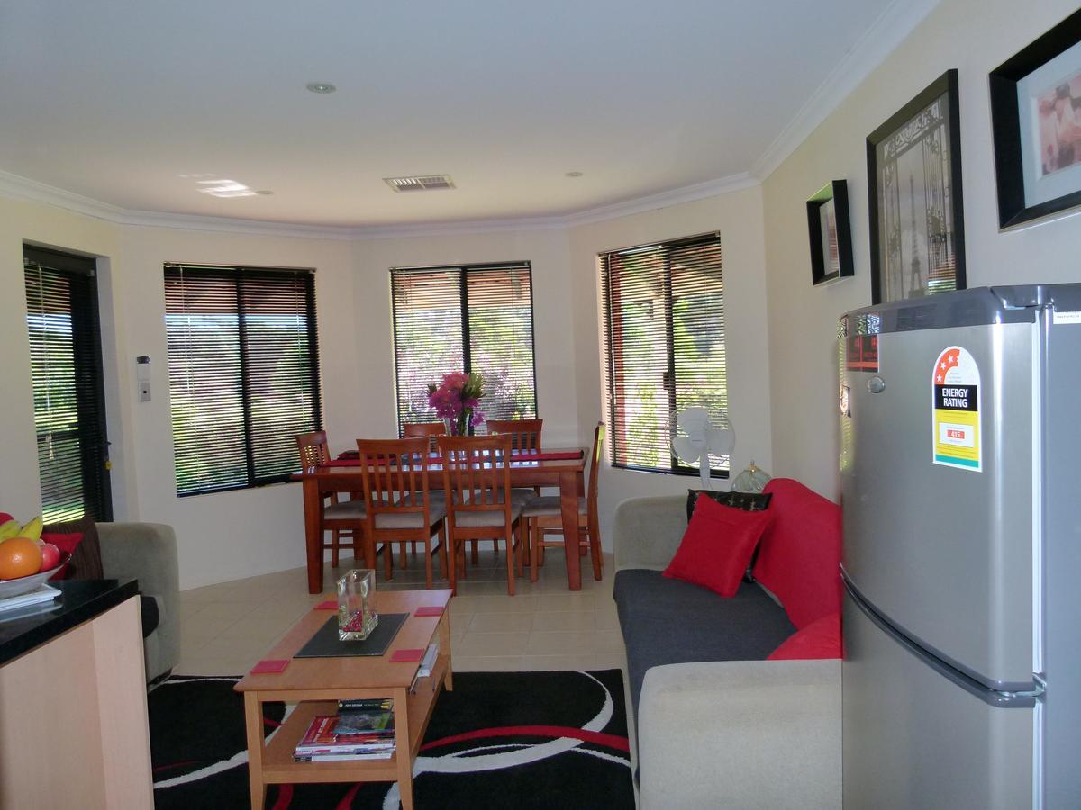 Seatrees Accommodation Yanchep Bagian luar foto