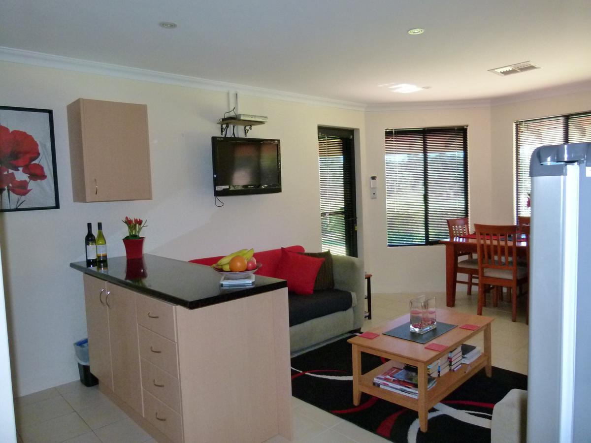 Seatrees Accommodation Yanchep Bagian luar foto